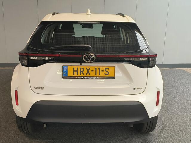 Toyota YARIS Cross 1.5 Hybrid 115 Active Rijklaar + Fabrieksgarantie tot 11-2030 Henk Jongen Auto's in Helmond, al 50 jaar service zoals 't hoort!