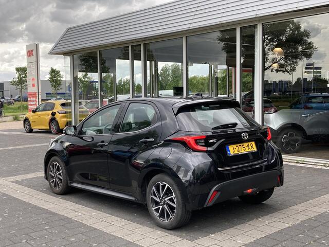 Toyota YARIS 1.5 VVT-i First Edition | 5 drs.| Zeer compleet uitgerust | Lage km stand!