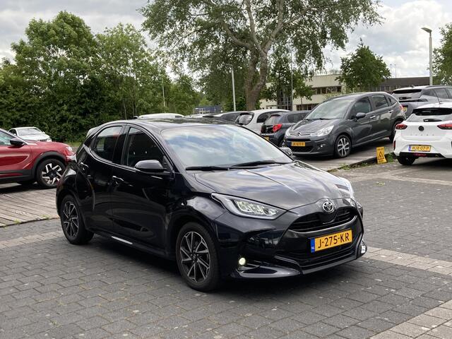 Toyota YARIS 1.5 VVT-i First Edition | 5 drs.| Zeer compleet uitgerust | Lage km stand!