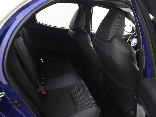 Toyota YARIS 1.5 Hybrid Executive Limited | Headup | Parkeersensoren V+A | Blind Spot | Keyless entry+start