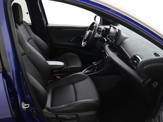 Toyota YARIS 1.5 Hybrid Executive Limited | Headup | Parkeersensoren V+A | Blind Spot | Keyless entry+start
