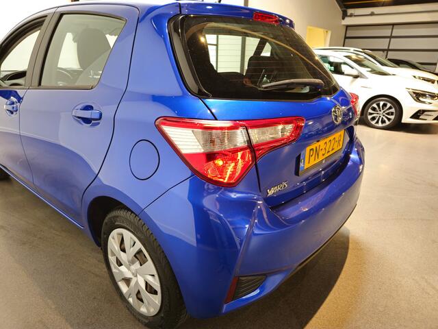 Toyota YARIS 1.5 VVT-i Aspiration - Navi - Achteruitrijcamera