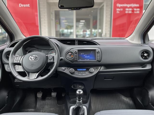 Toyota YARIS 1.5 VVT-i Dynamic | Stoelverwarming | Bluetooth | Elektr. Inkl.