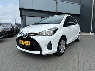 toyota-yaris-1.5-hybrid-aut.-now-cl