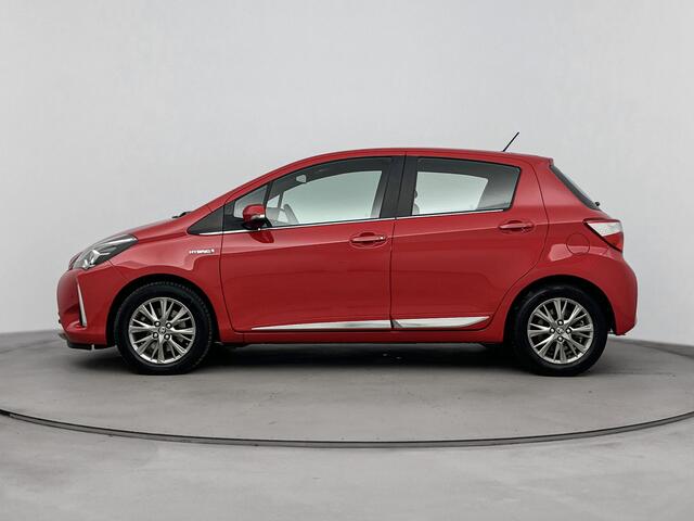 Toyota YARIS 1.5 Hybrid Executive Navi | Camera | Lichtmetalen Velgen | NL-Auto |