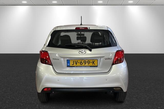 Toyota YARIS 1.3 VVT-i Now