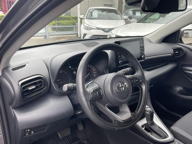 Toyota YARIS 1.5 Hybrid Dynamic Parkeersensoren