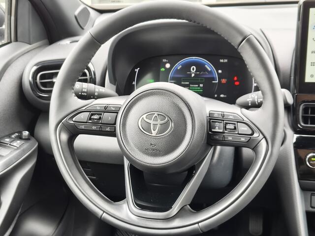 Toyota YARIS 1.5 Hybrid 130 Dynamic | Comfort Pack | Sensoren v/a | Stoelverw