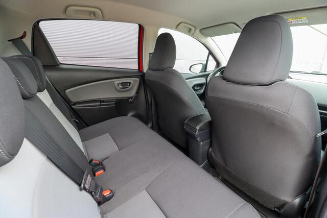 Toyota YARIS 1.5 Hybrid Dynamic | Navigatie | Rijklaarprijs - incl.garantie