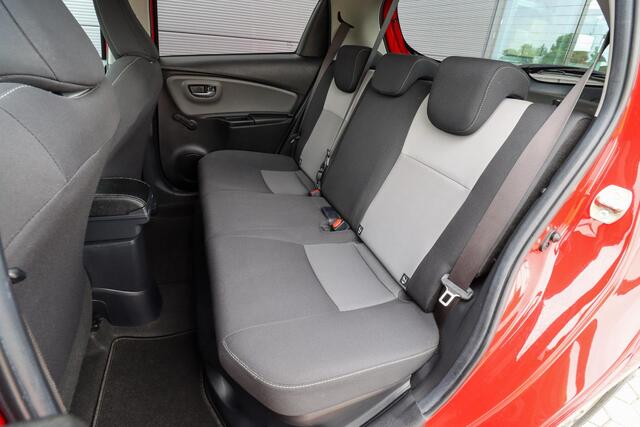 Toyota YARIS 1.5 Hybrid Dynamic | Navigatie | Rijklaarprijs - incl.garantie
