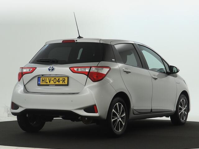 Toyota YARIS 1.5 Hybrid Y20 | Parkeersensoren voor en achter