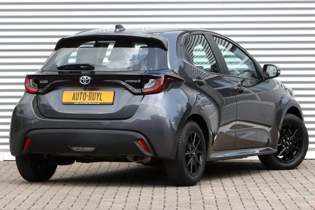 Toyota YARIS 1.5 Hybrid Active Navi / Carplay / Camera
