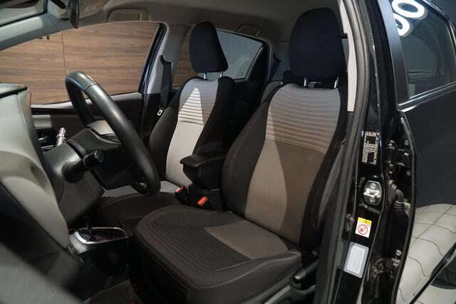 Toyota YARIS 1.5 Hybrid Active + CAMERA / NAVIGATIE / CRUISE CONTROL