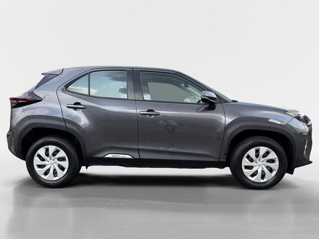 Toyota YARIS Cross Active HYBRID automaat HYBRID | AUTOMAAT | ACTIVE | APPLE CARPLAY | CAMERA | 4 SEIZOENBANDEN |