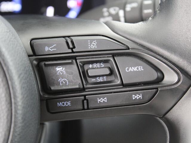 Toyota YARIS Cross 1.5 Hybrid Active | Navigatie | Parkeersensoren voor en achter |