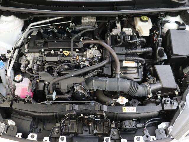 Toyota YARIS 1.5 Hybrid Executive | AUTOMAAT | Navigatie | Achteruitrijcamera | Cruise & Climate Control | Privacy Glass | LM Velgen