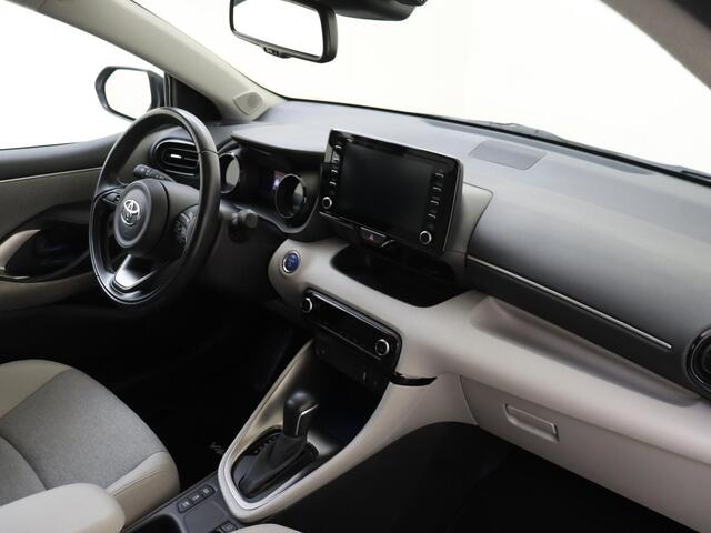 Toyota YARIS 1.5 Hybrid Executive | AUTOMAAT | Navigatie | Achteruitrijcamera | Cruise & Climate Control | Privacy Glass | LM Velgen