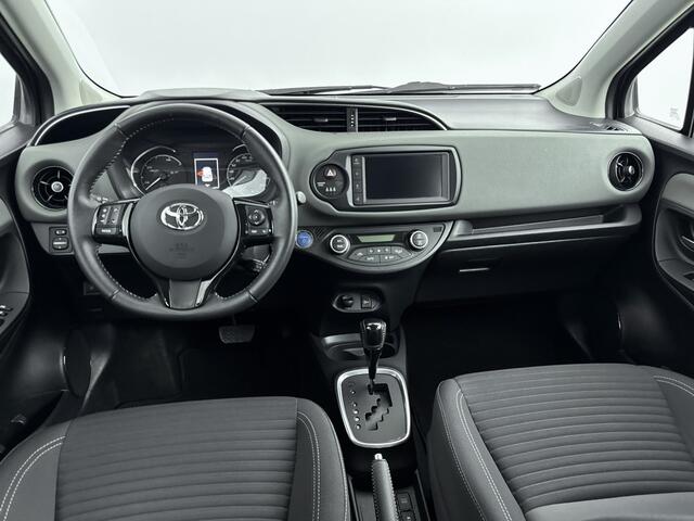 Toyota YARIS 1.5 Hybrid Dynamic | NL-Auto | Apple Carplay -/ Android Auto | Binnen 6-06