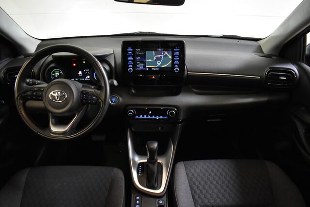Toyota YARIS 1.5 HYBRID BUSINESS PLUS CAMERA/NAVI/TREKHAAK