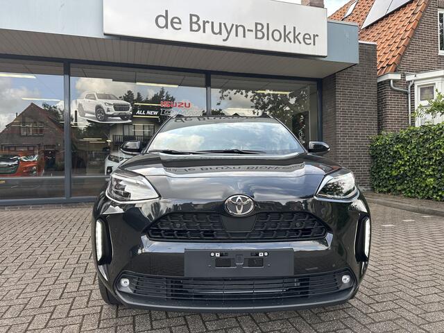 Toyota YARIS Cross 1.5 Hybrid 130pk Executive Limited dodehoekdetectie / stoelverwarming / stuurwielverwarming / parkeersensoren voor + achter / Navigatie / Apple Carplay / Android Auto / parkeercamera / Nieuwe auto / 10 jaar garantie / rijklaarprijs