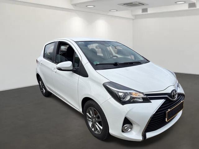Toyota YARIS 1.0 VVT-i Business Plus