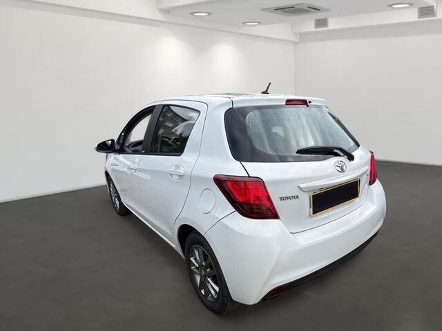 Toyota YARIS 1.0 VVT-i Business Plus