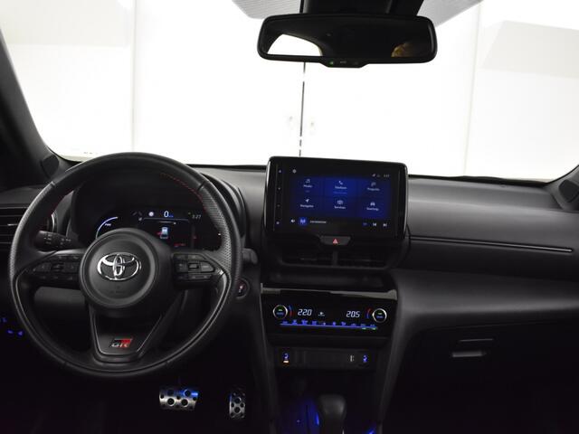 Toyota YARIS 1.5 Hybrid GR Sport | Stuur en Stoelverwarming | BLS | Parkeerse