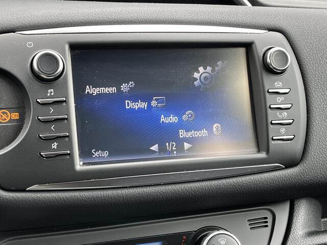 Toyota YARIS 1.5 Hybrid Bi-Tone | cruise Control | Trekhaak voor fietsendrager | Toyota garantie tot 2028!