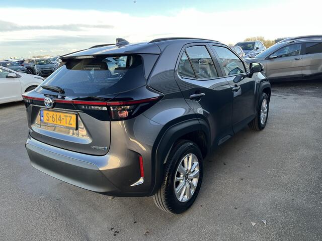Toyota YARIS Cross 1.5 Hybrid Active Apple carplay en/of Android auto navigatie, Achteruitrijcamera, Adaptieve cruise control, Climate control, NL-auto, BTW-auto