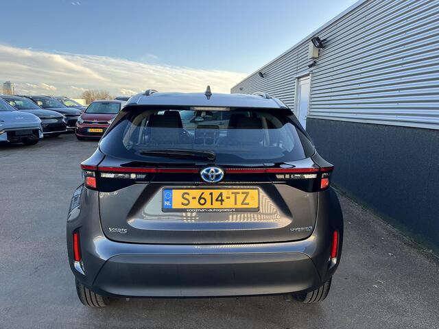 Toyota YARIS Cross 1.5 Hybrid Active Apple carplay en/of Android auto navigatie, Achteruitrijcamera, Adaptieve cruise control, Climate control, NL-auto, BTW-auto