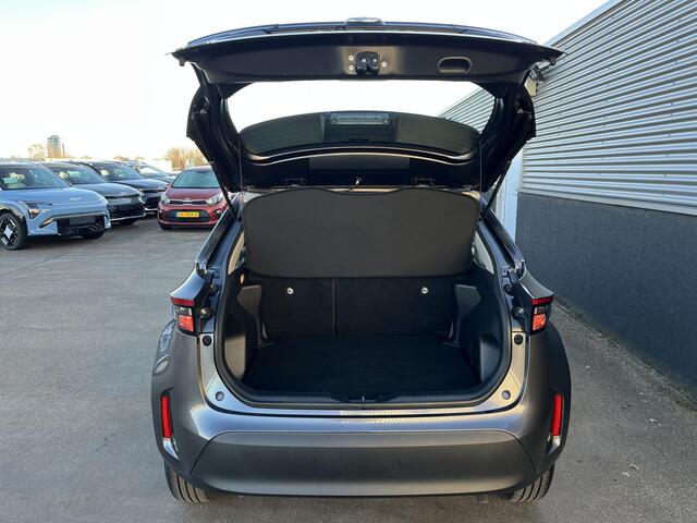 Toyota YARIS Cross 1.5 Hybrid Active Apple carplay en/of Android auto navigatie, Achteruitrijcamera, Adaptieve cruise control, Climate control, NL-auto, BTW-auto