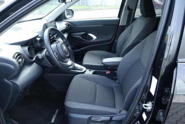 Toyota YARIS Cross 1.5 Hybrid Comfort ADAPTIEVE CRUISE, CLIMA, NAVI, CAMERA, LANE ASSIST, 42.821KM