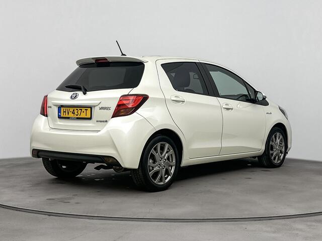 Toyota YARIS 1.5 Hybrid Dynamic | Navigatie | Panoramadak | Climate Control | Cruise Control |