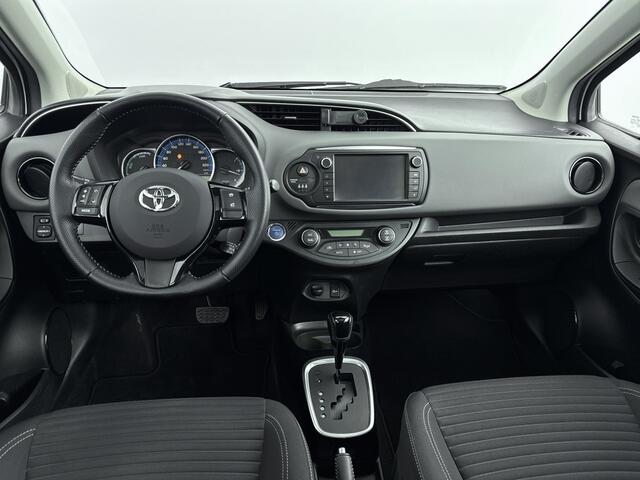 Toyota YARIS 1.5 Hybrid Dynamic | Navigatie | Panoramadak | Climate Control | Cruise Control |