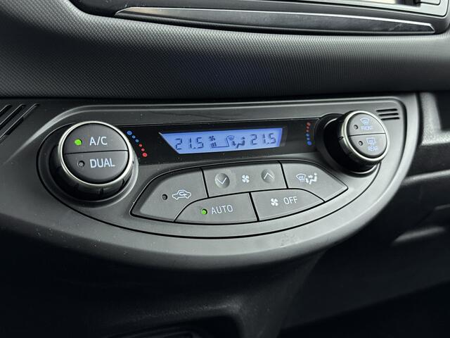Toyota YARIS 1.5 Hybrid Dynamic | Navigatie | Panoramadak | Climate Control | Cruise Control |