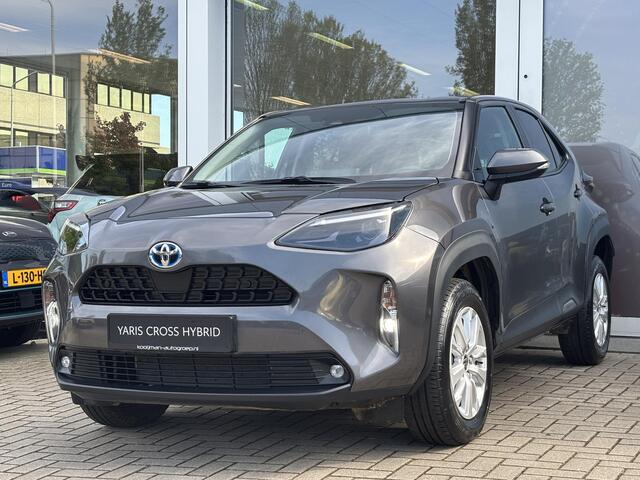 Toyota YARIS Cross 1.5 Hybrid 115 Dynamic Edition | Apple Carplay/Android Auto | Parkeersensoren voor + achter | Smart key | Privacy glass | Toyota garantie tot 2034!