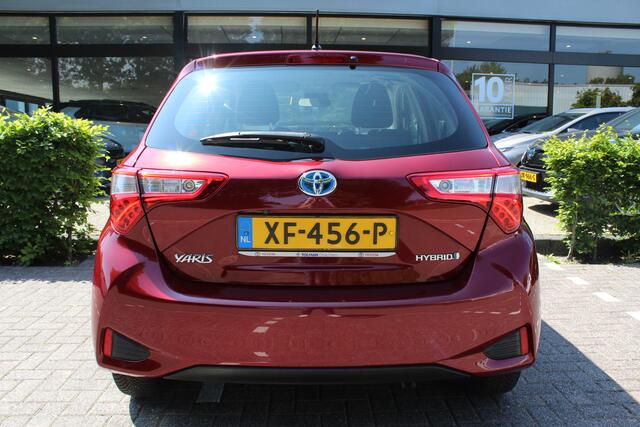 Toyota YARIS 1.5 Hybrid Energy Plus | Rijklaar | Camera | Bluetooth | Cruise | Clima | Allseason banden