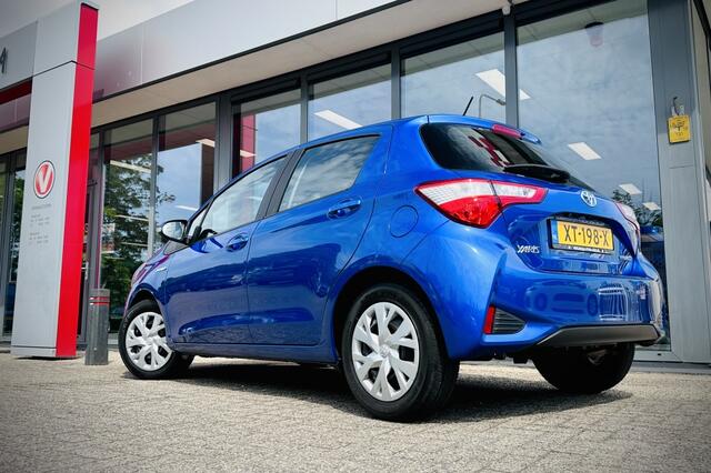Toyota YARIS 1.5 Hyb. Active / CLIMA / CAMERA / CRUISE
