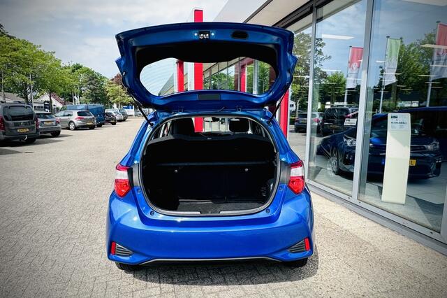 Toyota YARIS 1.5 Hyb. Active / CLIMA / CAMERA / CRUISE