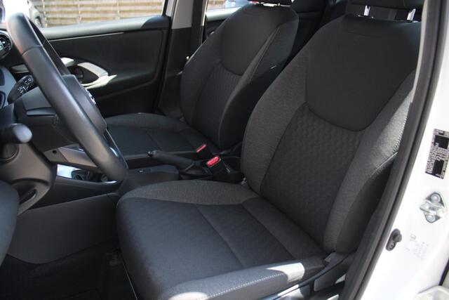 Toyota YARIS 1.0 VVT-i Active Achteruitrijcamera, Bluetooth, Cruise Control Adaptief, Apple Carplay/Android Auto