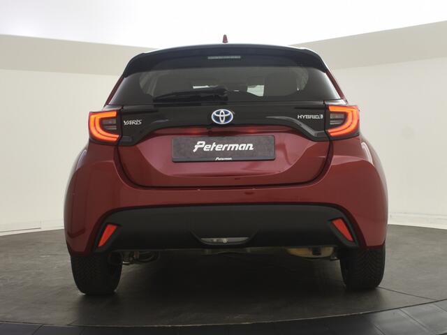Toyota YARIS 1.5 Hybrid Dynamic | All Seasons