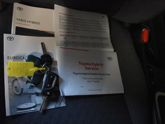 Toyota YARIS 1.5 Hybrid Dynamic | All Seasons