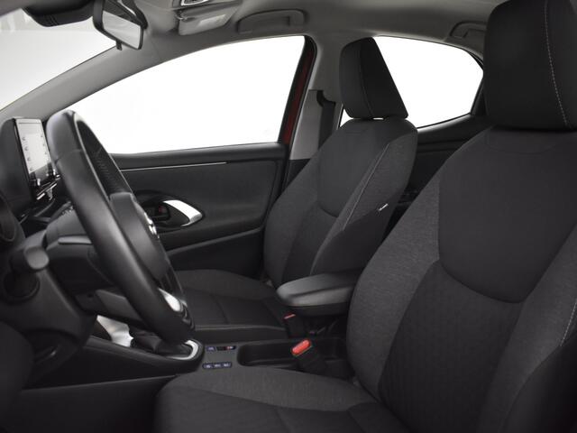 Toyota YARIS 1.5 Hybrid Dynamic | All Seasons