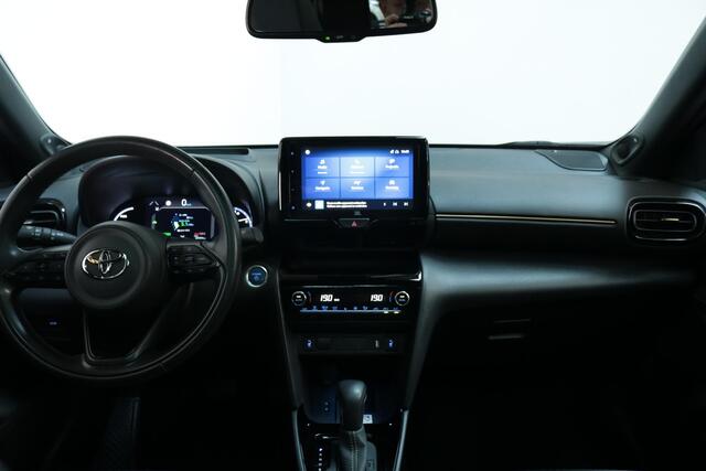 Toyota YARIS Cross 1.5 Hybrid Adventure, Panodak , JBL Audio