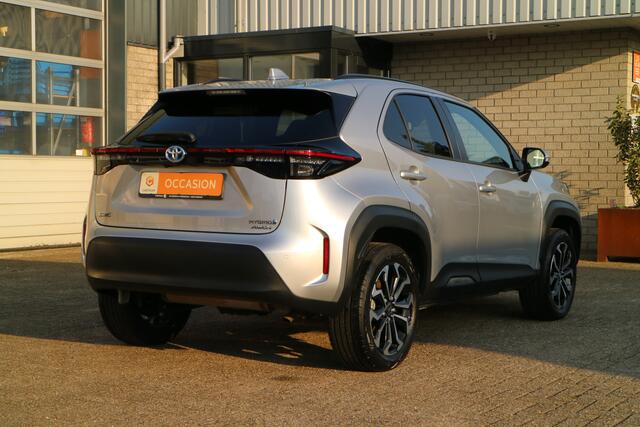 Toyota YARIS Cross 1.5 Hybrid Executive | AWD | Compleet! | Als Nieuw! |