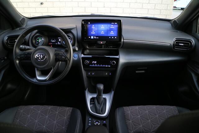 Toyota YARIS Cross 1.5 Hybrid Executive | AWD | Compleet! | Als Nieuw! |