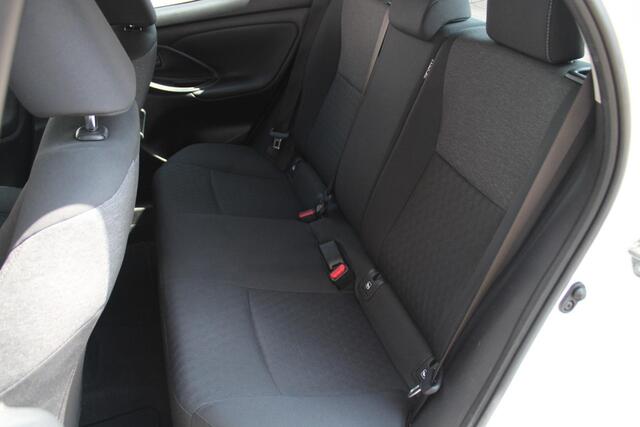 Toyota YARIS 1.0 VVT-i Active Achteruitrijcamera, Bluetooth, Cruise Control Adaptief, Apple Carplay/Android Auto