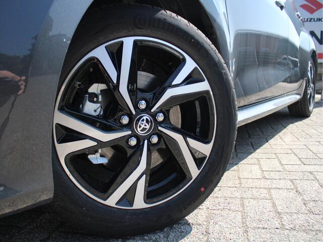 Toyota YARIS 1.5 Hybrid 115 Team Player Automaat Achteruitrijcamera, Parkeersensoren voor en achter, Airco Automatisch, Cruise Control Adaptief