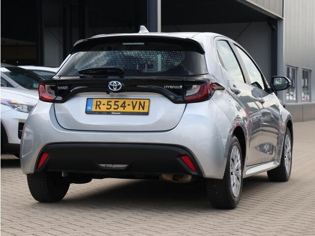 Toyota YARIS 1.5 Hybrid Active I Navi I Climate Control I Cruise Control