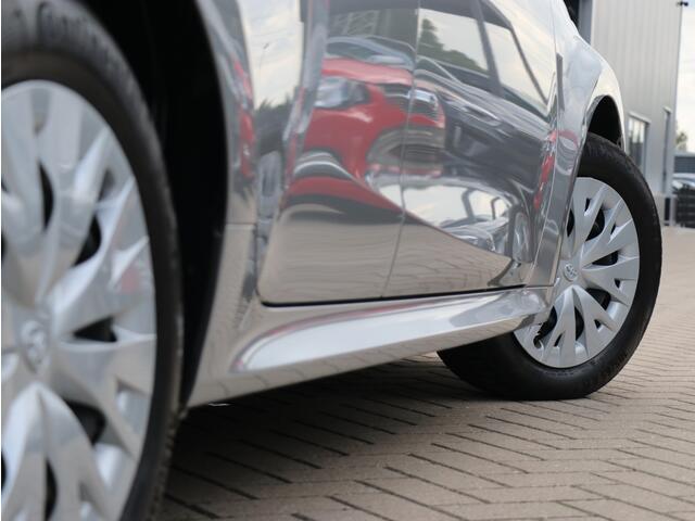 Toyota YARIS 1.5 Hybrid Active I Navi I Climate Control I Cruise Control